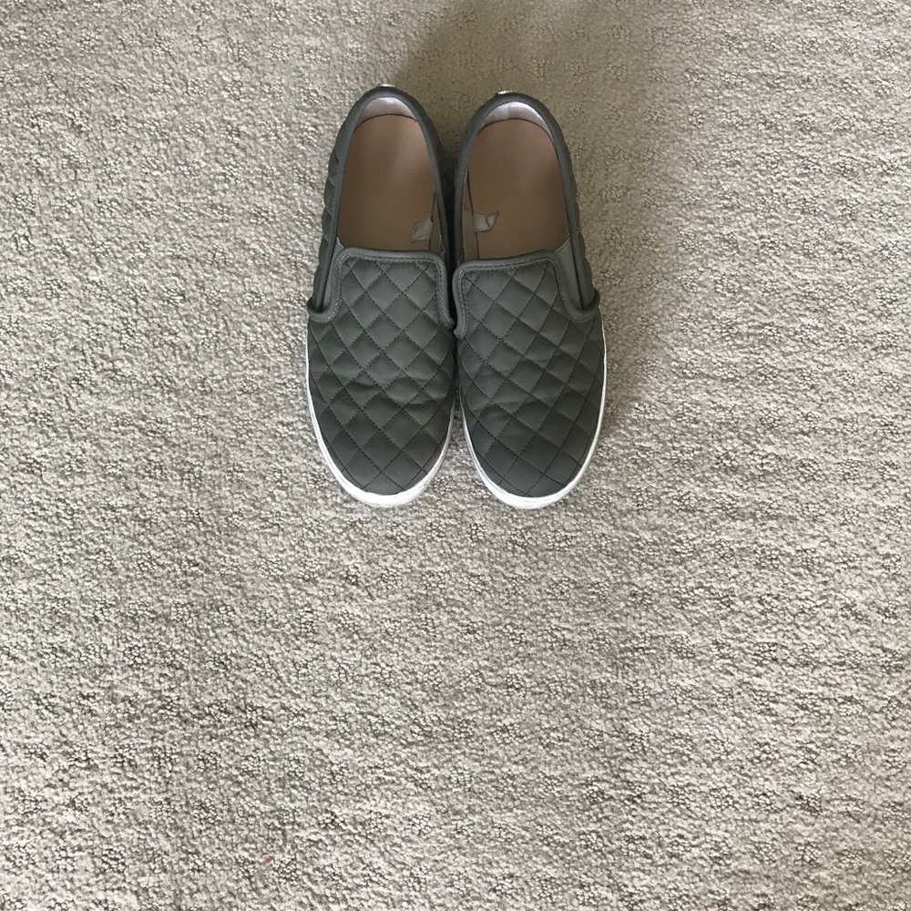 Slip on sneakers